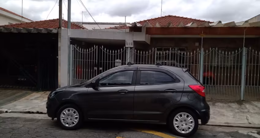 Excelente imóvel, em bom estado de conservação e próxomo ao comércio da vila sabrina.