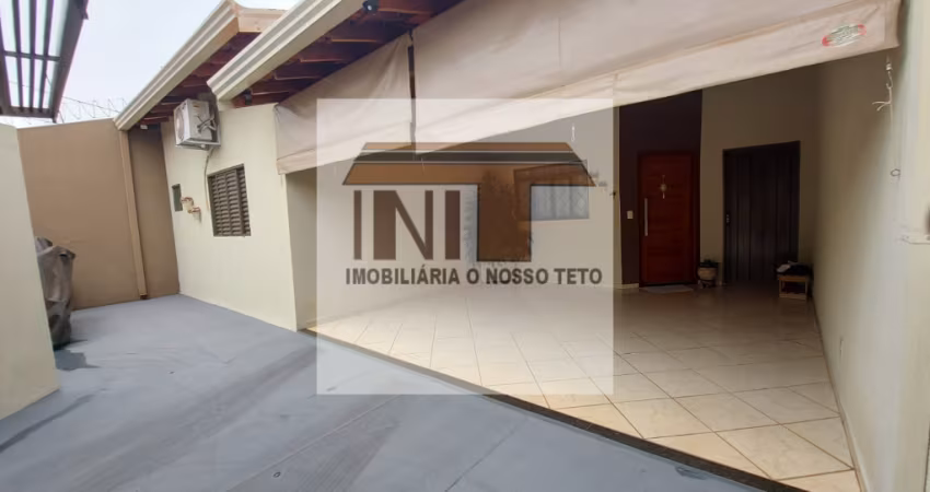 Casa a venda  com 2 dormitórios no Jardim Gisette