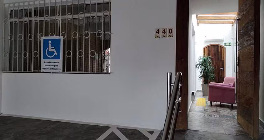SOBRADO COMERCIAL 4 ESCRITÓRIOS 3 WC 1 VAGA