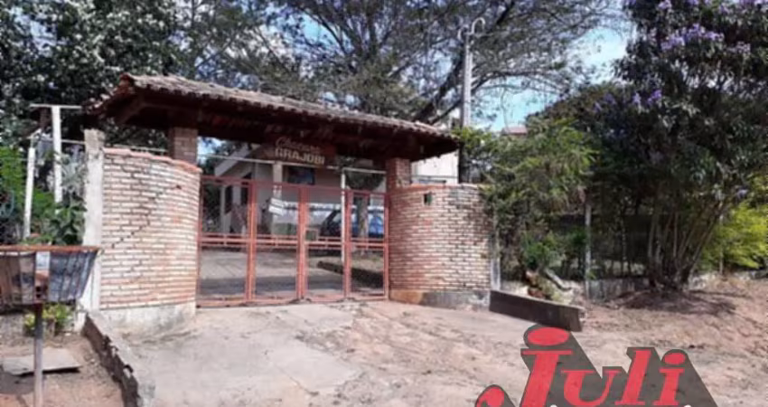 TERRENO COM MORADIA E PISCINA