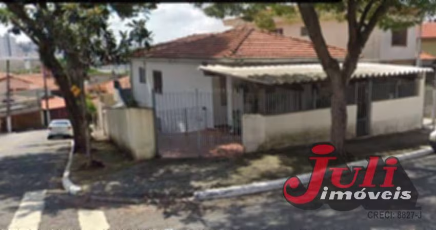 CASA COM 2 MORADIAS : TÉRREA  3 DORMITÓRIOS, TERRENO DE ESQUINA, JARDIM PATENTE PARTE ALTA