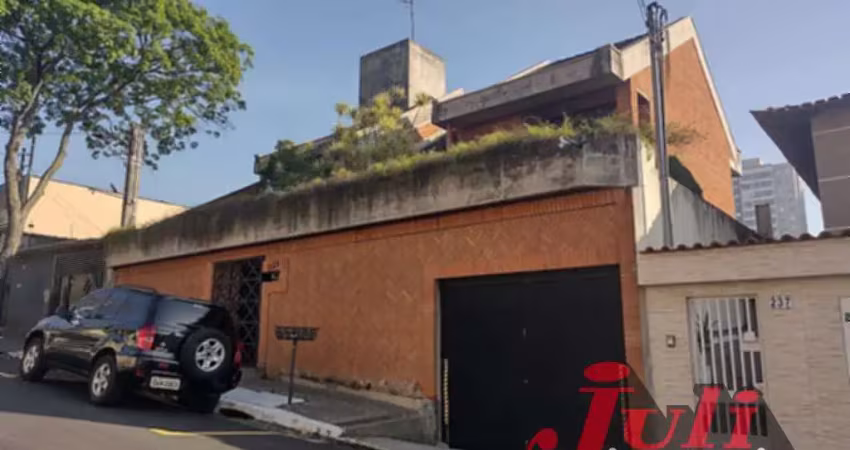 SOBRADO AMPLO 4 SUITES 3 VAGAS PISCINA SALÃO FESTAS SAUNA SECA E ÚMIDA 3 VAGAS COBERTAS