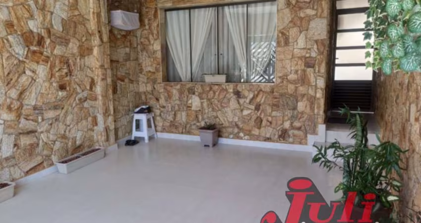 SOBRADO 3 DORM.E DUAS VAGAS-B.SUISSO-S.B.C.
