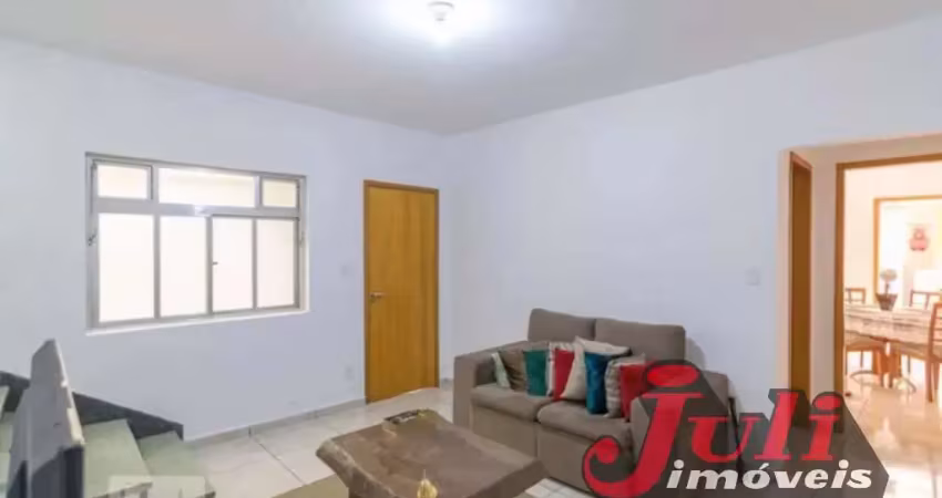 Casa com 3 quartos para alugar no Rudge Ramos, São Bernardo do Campo 