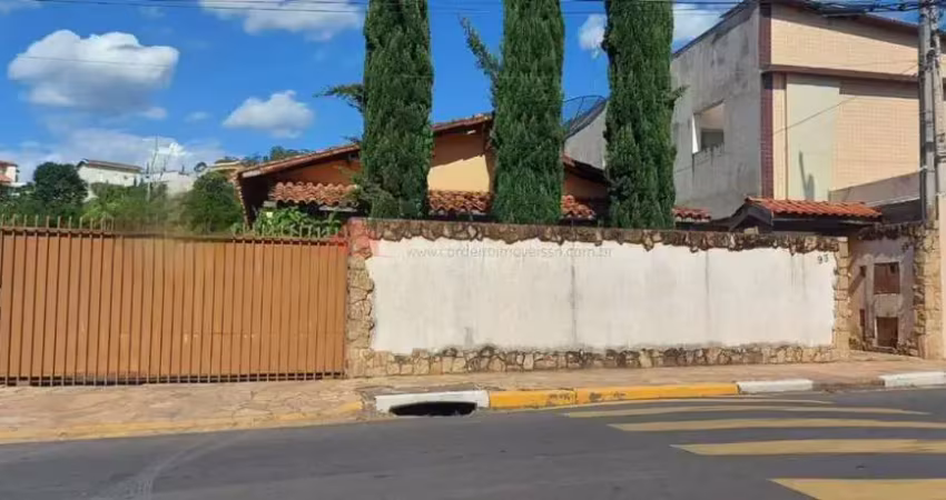 Casa para Venda em Serra Negra, Jardim Gustavo, 3 dormitórios, 2 banheiros