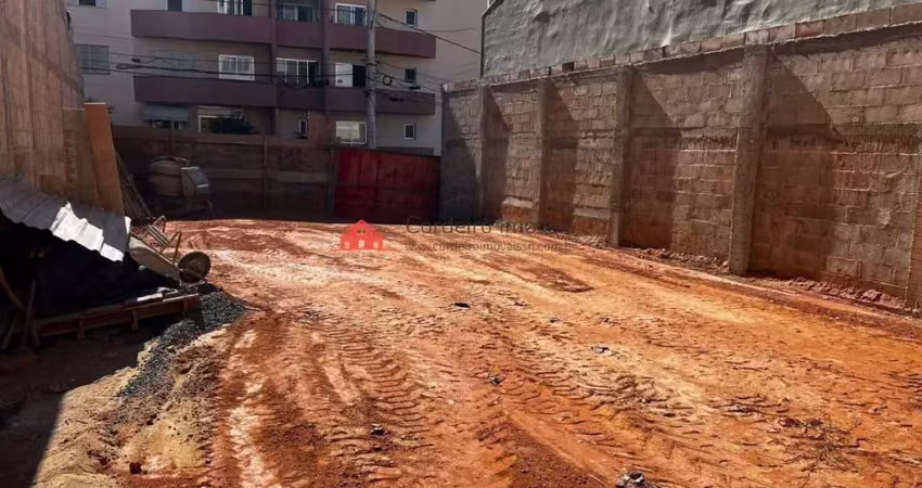 Terreno à venda no Centro, Serra Negra 