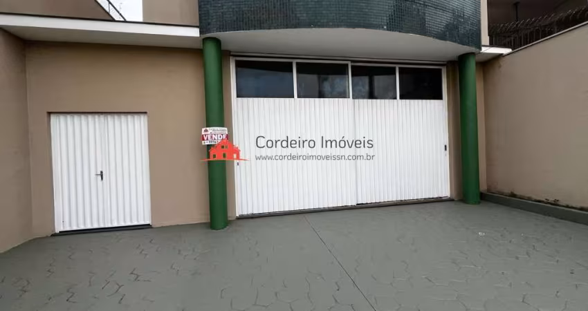 Comercial para Venda em Serra Negra, Centro, 3 banheiros