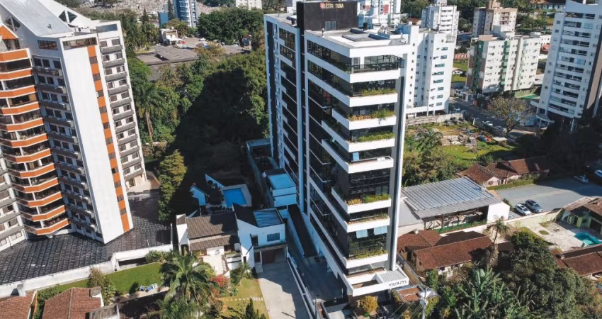 À Venda: Giardino Mobiliado no Vitrium Art – Atiradores, Joinville-SC