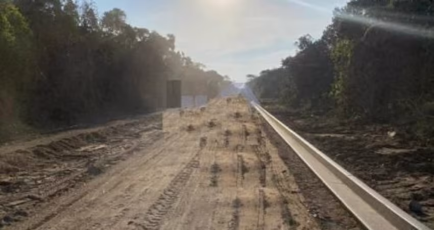 Terreno à venda que aceita entrada e parcelas em Itanhaém