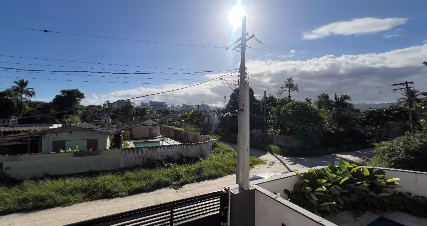 Linda casa a venda em São Lorenço a 300 mt da praia