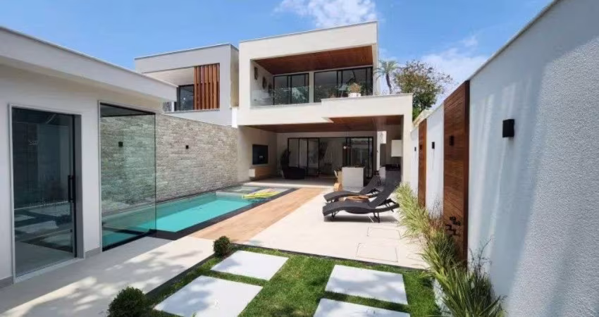 Casa com 4 dormitórios à venda, 400 m² por R$ 4.500.000,00 - Barra da Tijuca - Rio de Janeiro/RJ
