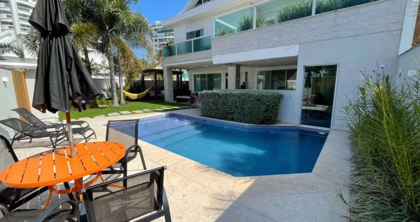 Casa com 5 dormitórios à venda, 620 m² por R$ 6.195.000,00 - Barra da Tijuca - Rio de Janeiro/RJ