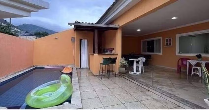 Casa com 3 dormitórios à venda, 200 m² por R$ 565.000,00 - Vargem Grande - Rio de Janeiro/RJ