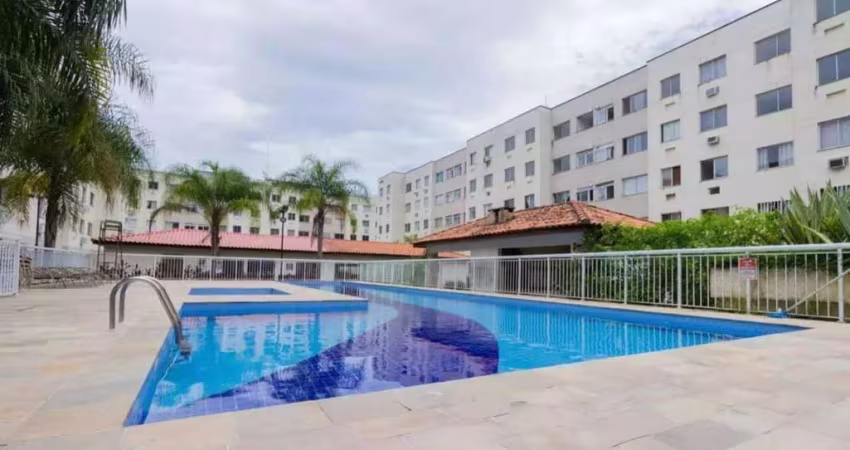 Apartamento com 2 dormitórios à venda, 48 m² por R$ 199.000,00 - Vargem Pequena - Rio de Janeiro/RJ