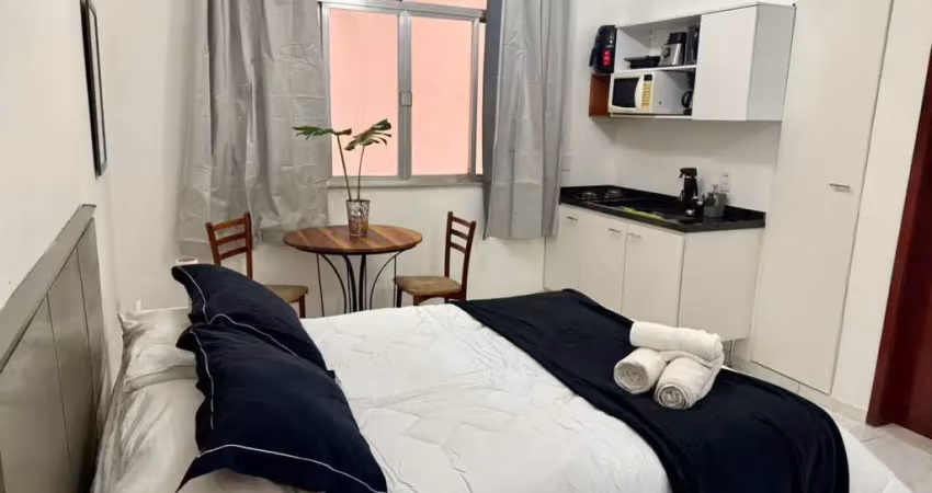 Kitnet / Stúdio para alugar na Rua Figueiredo Magalhães, 144, Copacabana, Rio de Janeiro