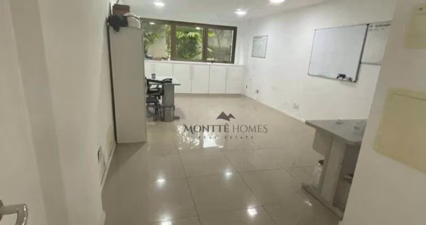 Excelente sala localizada no Universe Empresarial - Edifício HYDRUS  próximo a Avenida Embaixador Abelardo Bueno ao lado do shopping Metropolitano