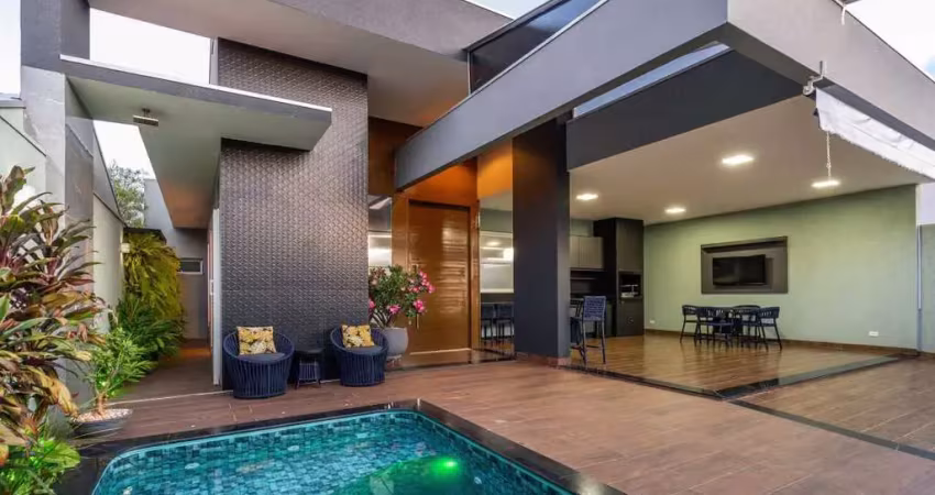 Casa mobiliada à venda no condomínio recanto das palmeiras – 3 suítes, piscina aquecida e energia fotovoltaica