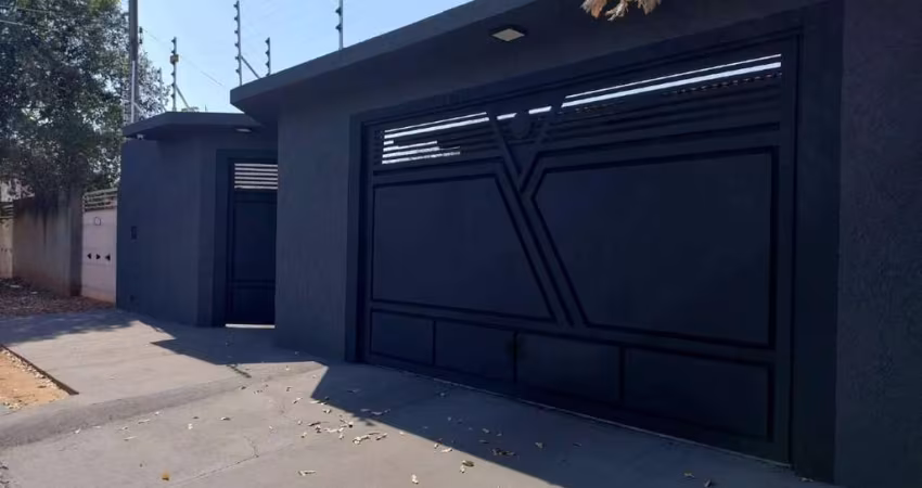 Casa com 3 quartos sendo 1 suíte - Jardim Dourado em Três Lagoas / MS