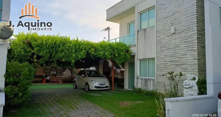 Excelente Casa em condomínio no José de Alencar