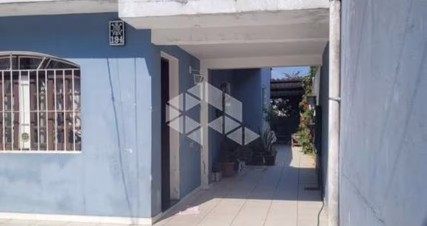 Casa para Venda em Itapecerica da Serra / SP no bairro Vila Santa Maria