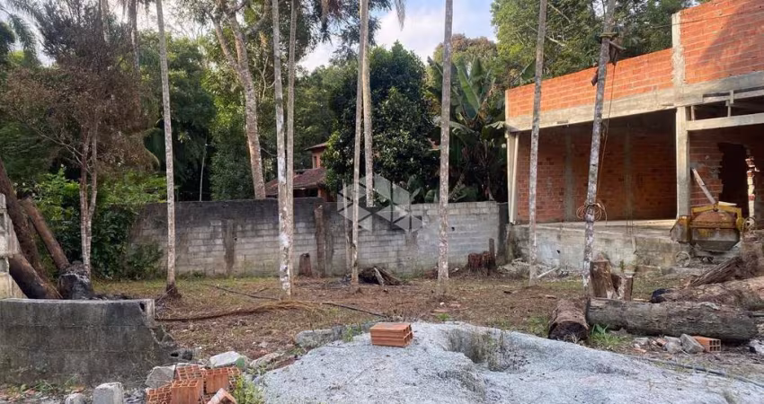 Casa para Venda em Itapecerica da Serra / SP no bairro Mombaça