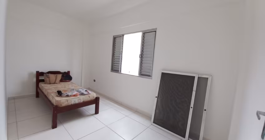 Ap lindo reformado 2 dormitorios( 1 suite) ocian Praia Grande -SP reformado