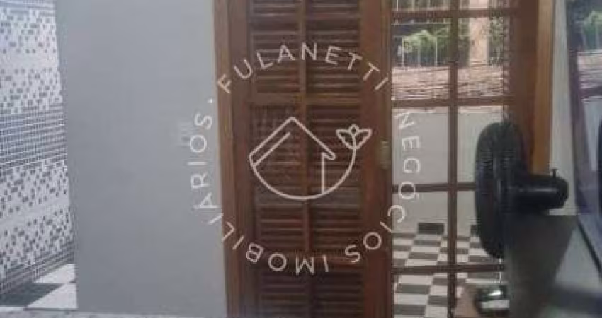 Casa com Suíte e Churrasqueira na Rua Américo Sugai – R$ 150 mil à vista