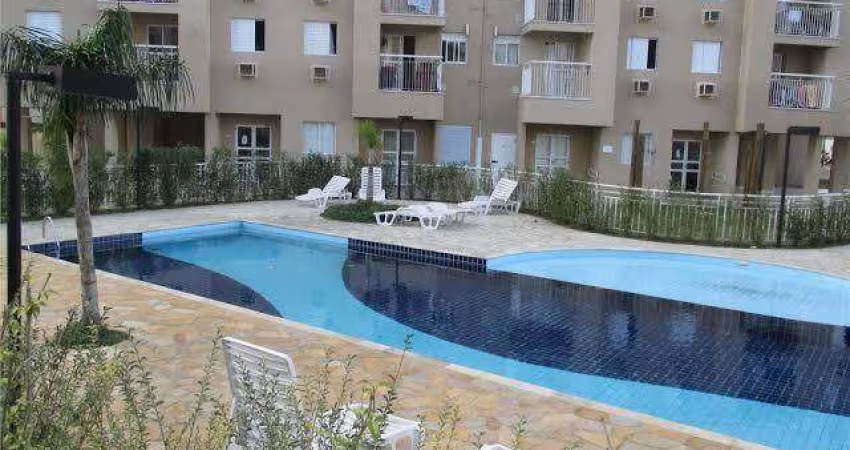 More Bem no Xaxim! Apartamento com 2 Quartos e Condomínio Completo