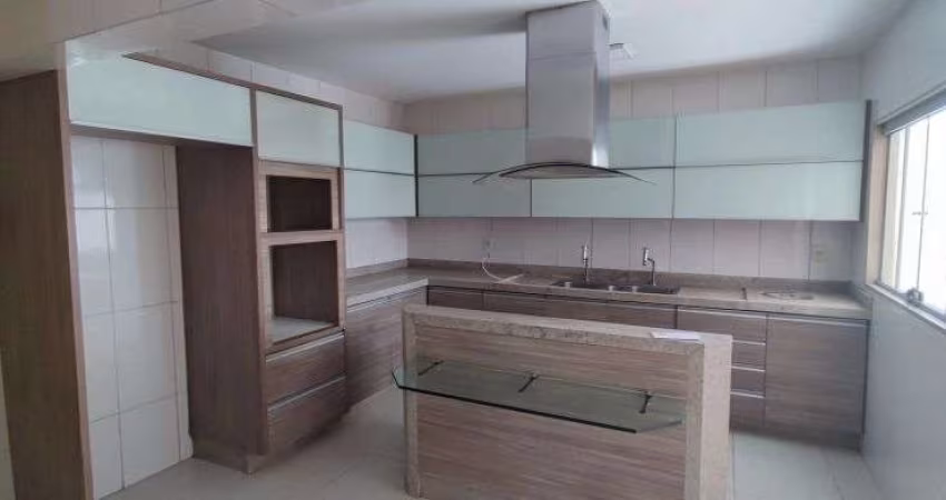 Casa espaçosa, sozinha no lote jardim olimpico pra quem quer morar bem