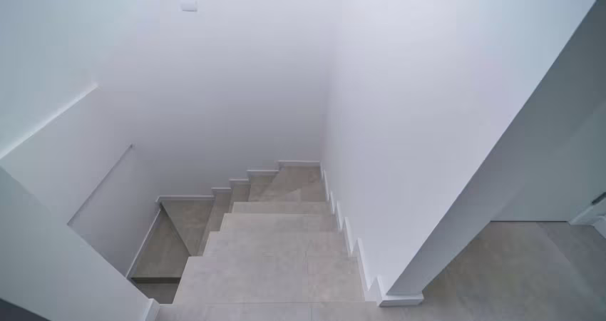 Apartamento com 3 dormitórios à venda sendo 3 suítes, 141.82 m  por - R  1.988.000,00 - Mariscal - B