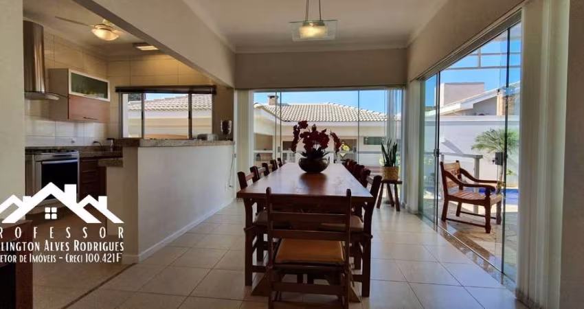 Belíssima Casa Térrea no Condomínio Jardim dos Ipês em Limeira-SP