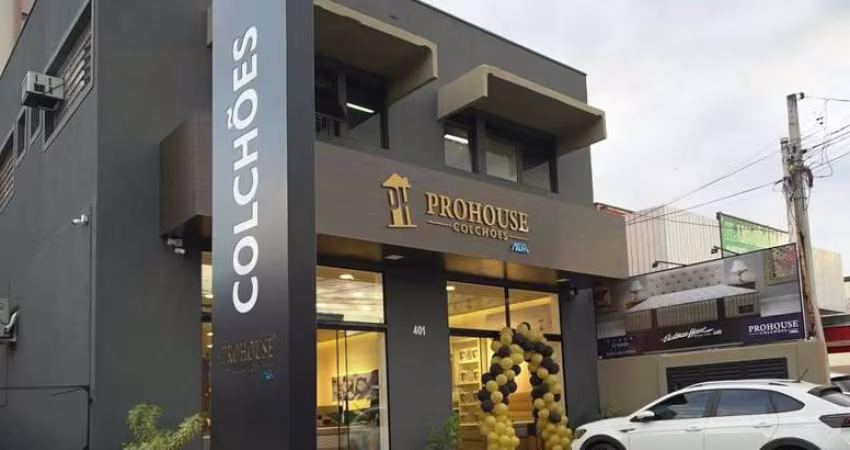 Lindo Prédio Comercial na Avenida Piracicaba, Vila São João, em Limeira-SP
