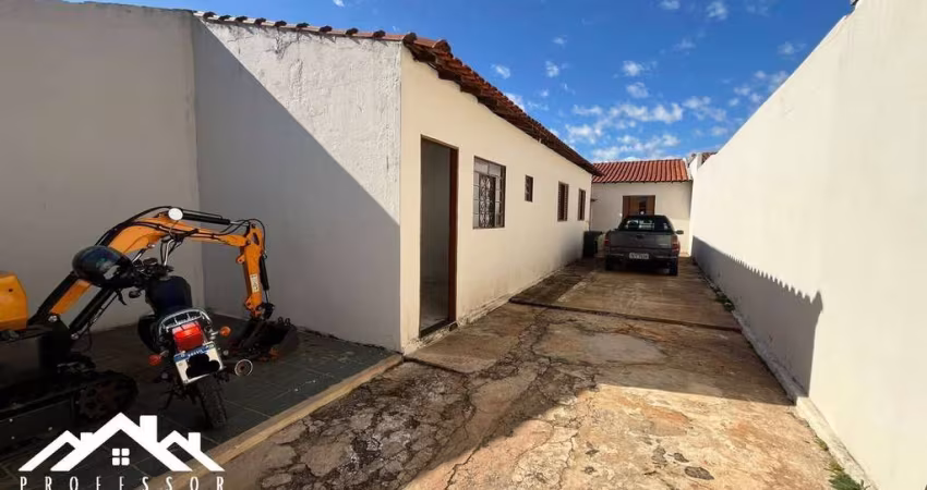 Casa à Venda no Jardim Lago Azul em Limeira-SP (H)