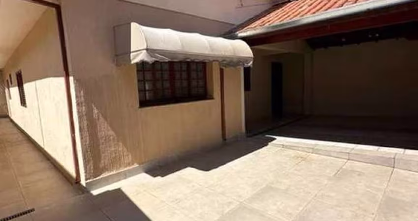 Casa + edícula à venda no Jardim Nova Europa em Limeira-SP