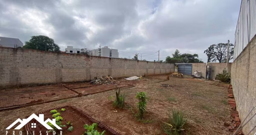 Terreno murado no Jd. Bela Vista/Resid. Chácaras São José em Limeira-SP