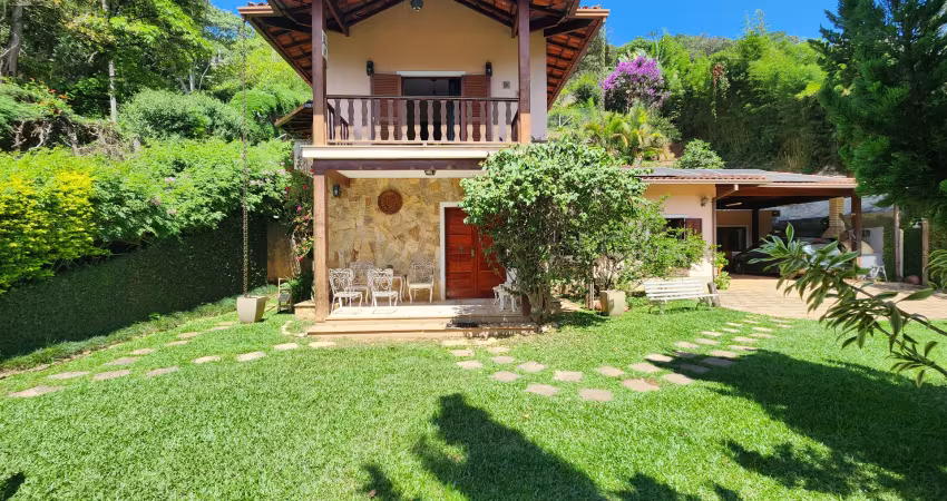 Casa imersa na natureza e Refúgio Perfeito de Tranquilidade e Sabor!