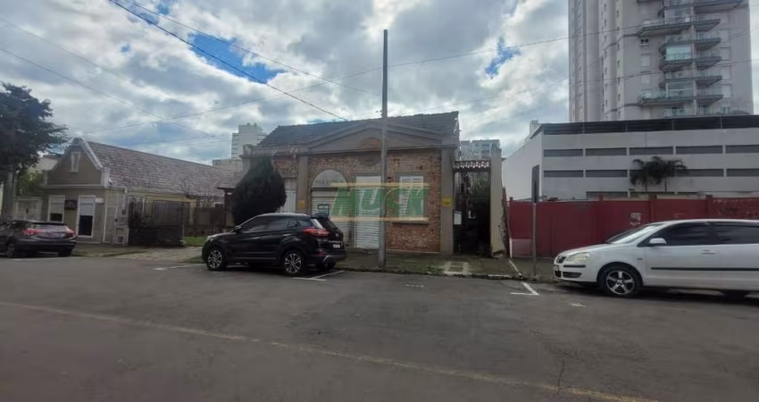 CASA COMERCIAL COM AMPLO TERRENO, Centro, Novo Hamburgo - RS