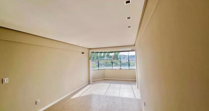 APARTAMENTO 2 DORMITÓRIOS REFORMADO, Rio Branco, Novo Hamburgo - RS