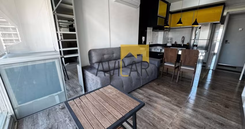 Aluguel de Apartamento de Alto Padrão em Santo Amaro, São Paulo-SP: 1 quarto, 1 suíte, 1 sala, 1 banheiro, 1 vaga, 33m²