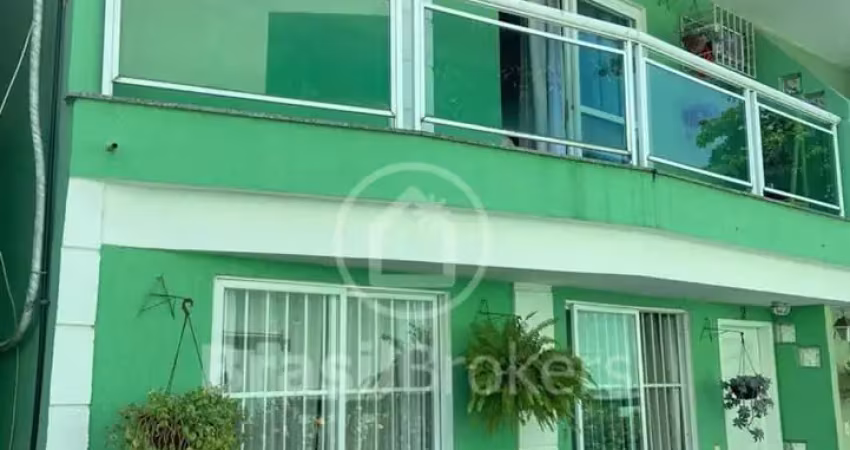 Casa em condomínio fechado com 2 quartos à venda na Taquara, Rio de Janeiro 