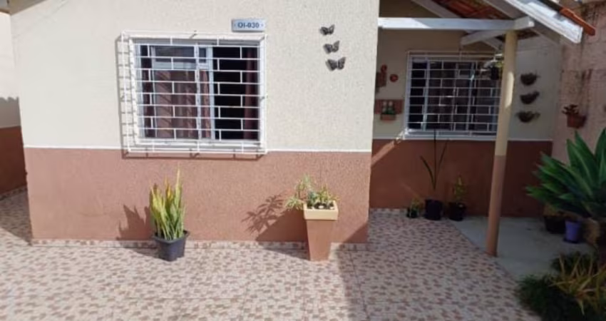 LINDA CASA SEMI MOBILIADA EM CURITIBA! OPORTUNIDADE ÚNICA PARA VOCÊ QUE BUSCA COMODIDADE