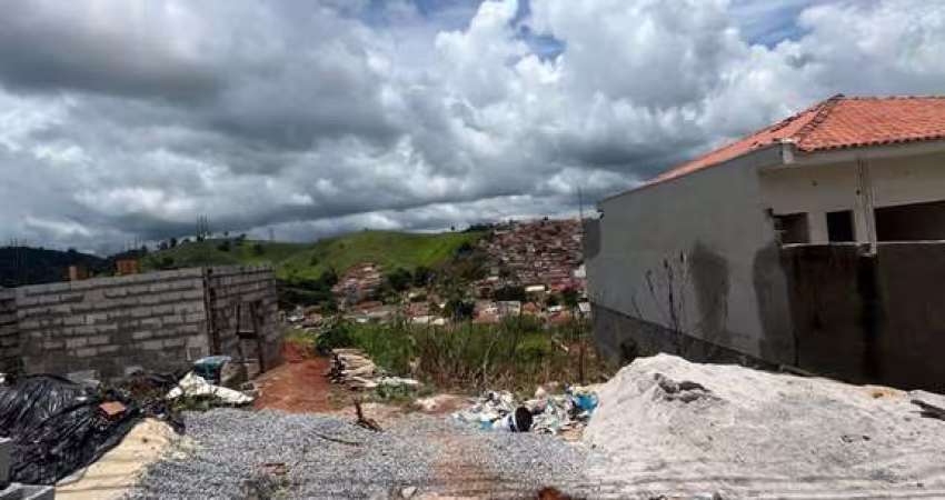 Terreno com linda vista para cidade à venda em Bandeira do Sul -MG