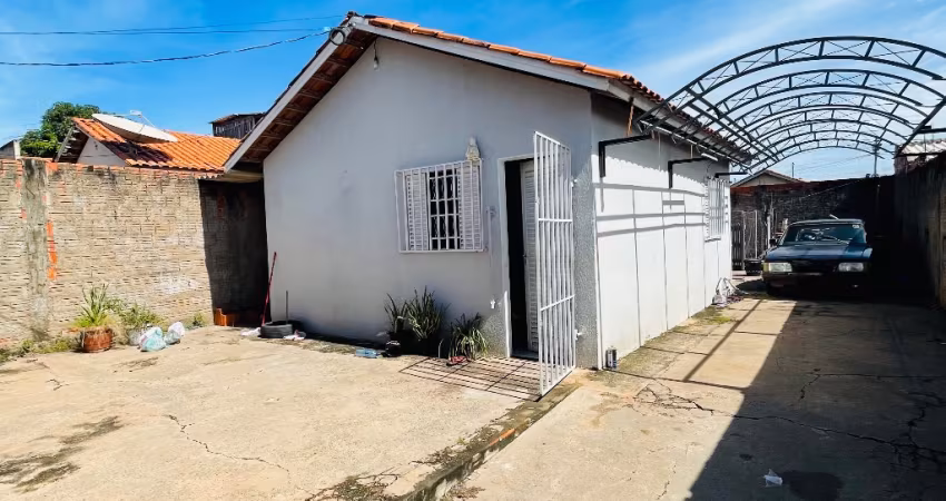 Casa no Bairro Nova Canaã região do CPA (Apta a financiamento)