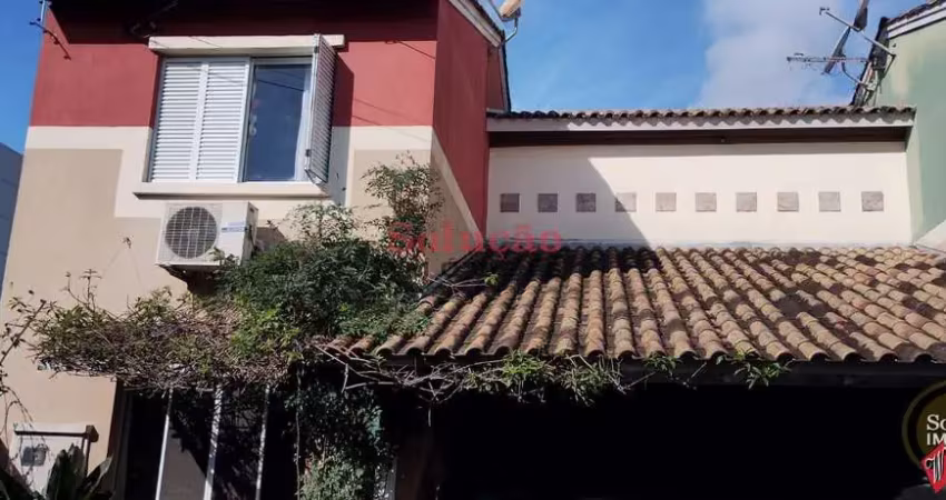 Casa em condomínio fechado com 4 quartos à venda no Centro, Canoas 