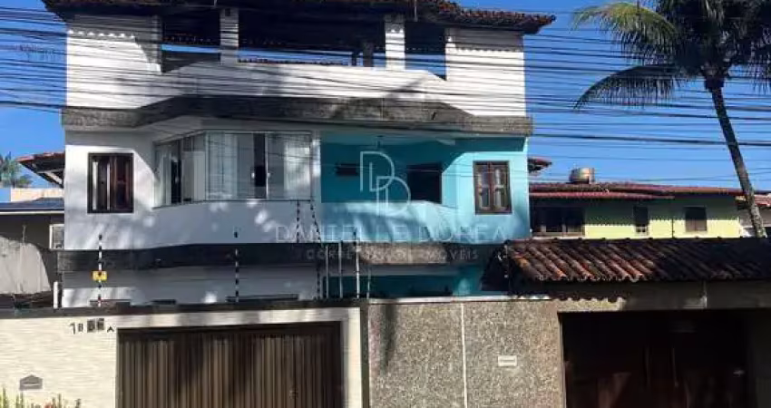 Casa Geminada Triplex em São Francisco, Ilhéus/BA