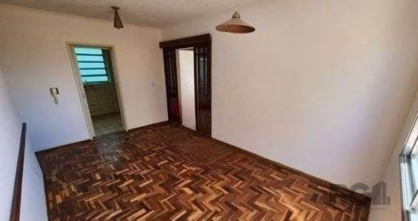 Apartamento no Passo D'areia de 2 dormitórios e vaga desocupado