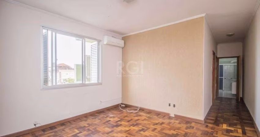 Apartamento de 2 dormitórios, Floresta DESOCUPADO