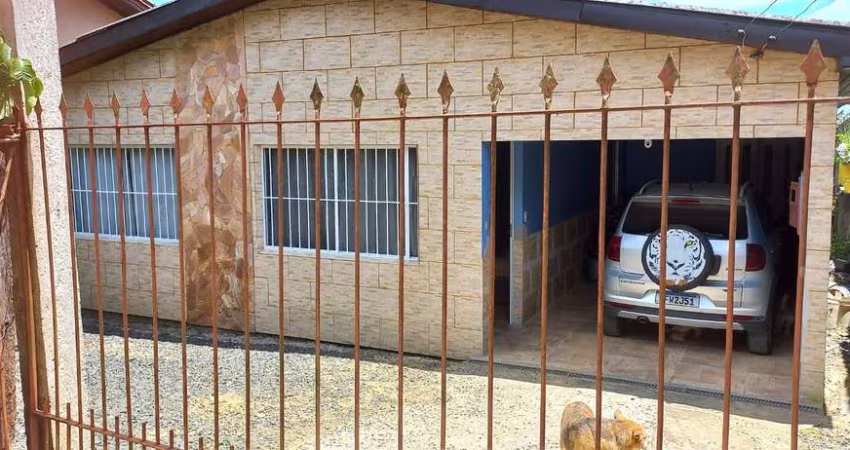 Casa com 4 dormitórios em Viamão