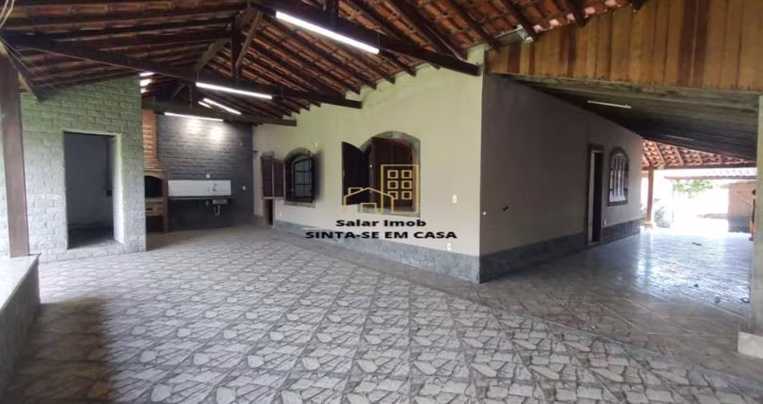 Casa 02 Quartos, Residencial para Venda com 432m&#178; de Terreno, Campo Alegre, Itatiaia RJ.