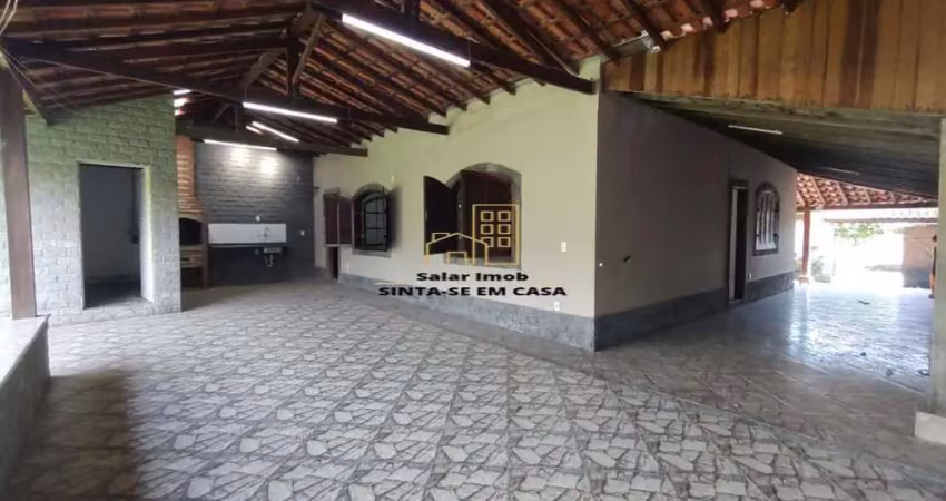 Casa 02 Quartos, Residencial para Venda com 432m&#178; de Terreno, Campo Alegre, Itatiaia RJ.